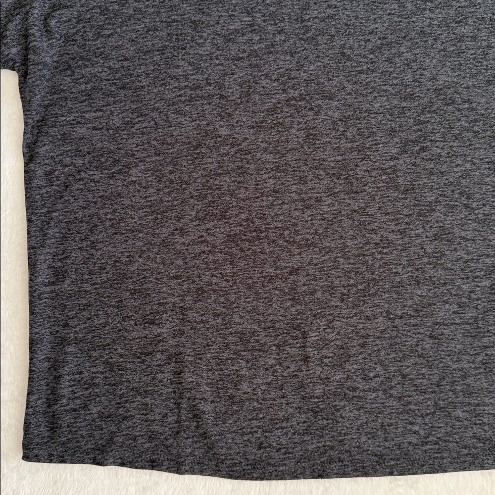 Beyond Yoga | Featherweight Morning Light Long Sleeve Pullover Top Gray/Black M - Picture 5 of 14